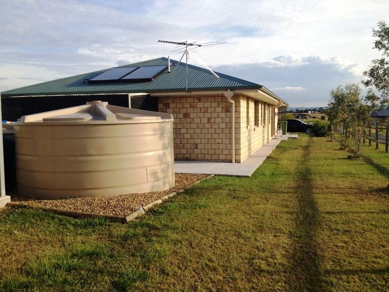 13 Peppertree Place, Plainland QLD 4341