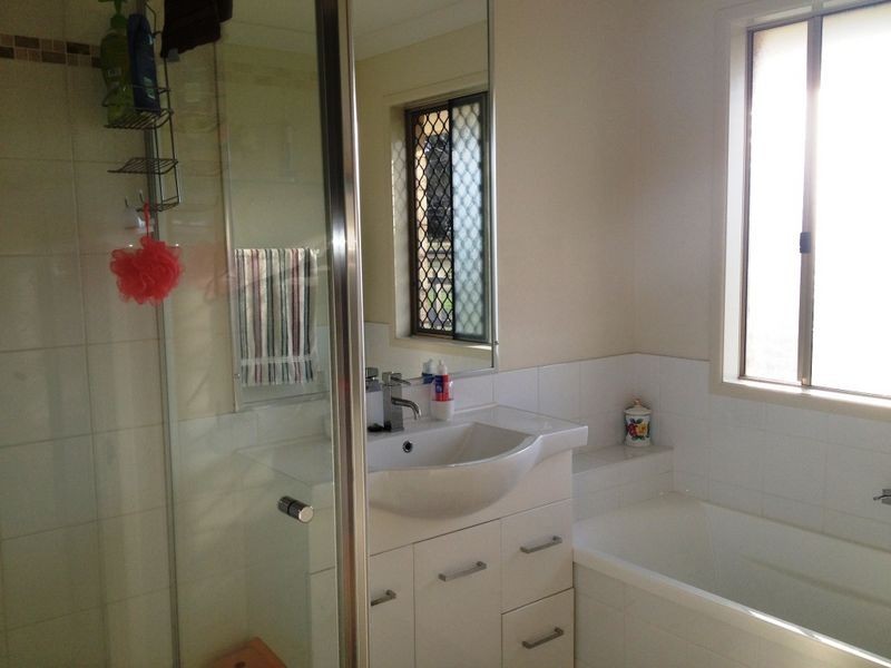 13 Peppertree Place, Plainland QLD 4341