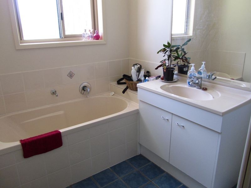 Kensington Grove QLD 4341