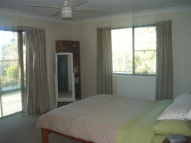 100 Lakes Drive, Laidley Heights QLD 4341