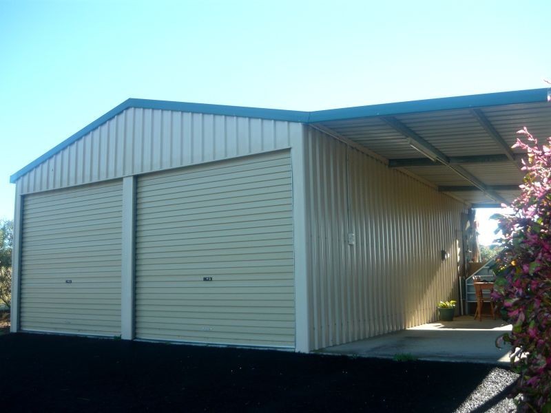 100 Lakes Drive, Laidley Heights QLD 4341