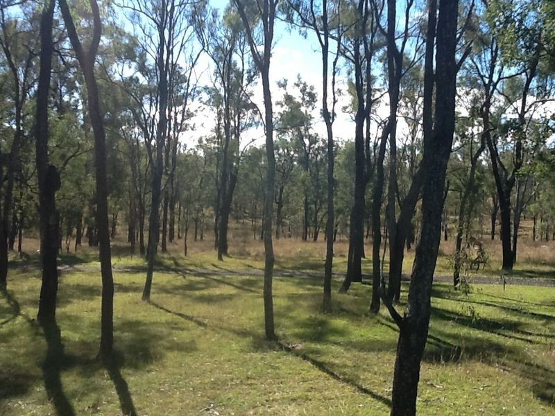 8 Forest Ridge Court, Mount Mort QLD 4340