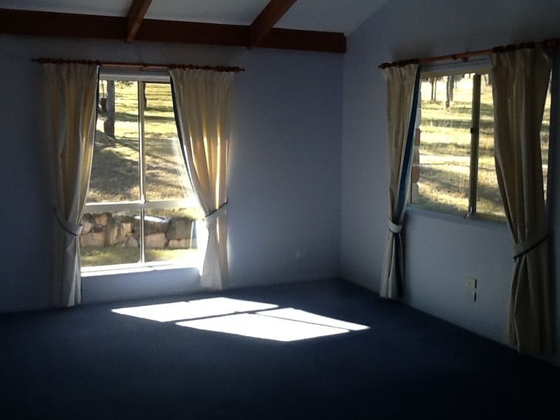 8 Forest Ridge Court, Mount Mort QLD 4340