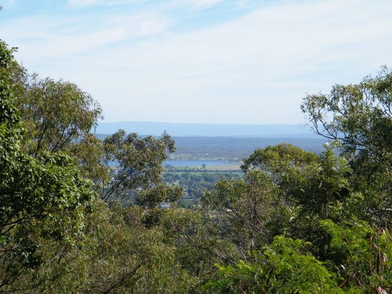 28 Range Cr, Laidley QLD 4341