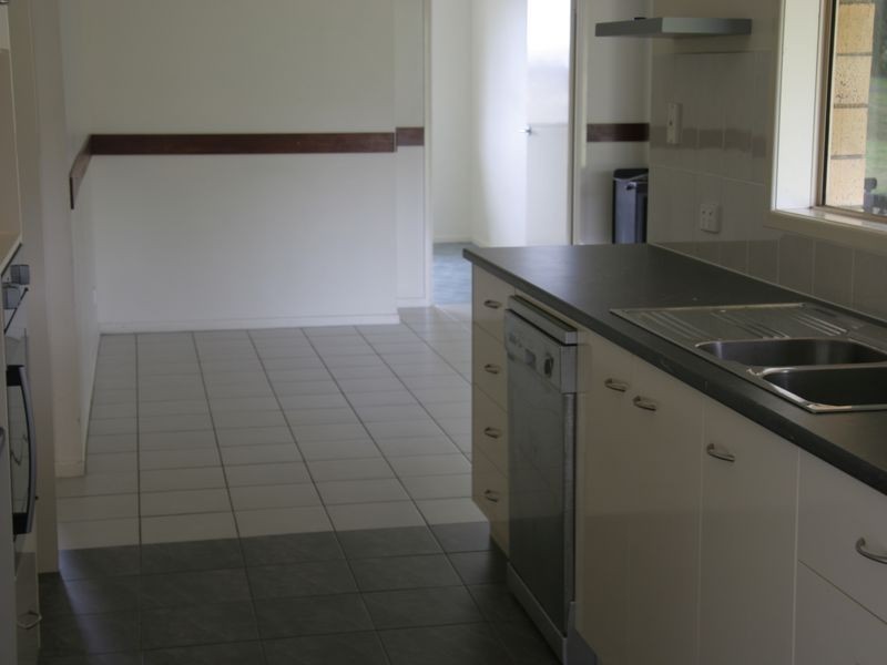 5 Bushman St, Plainland QLD 4341