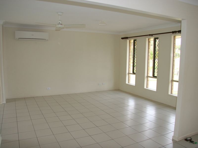 5 Bushman St, Plainland QLD 4341