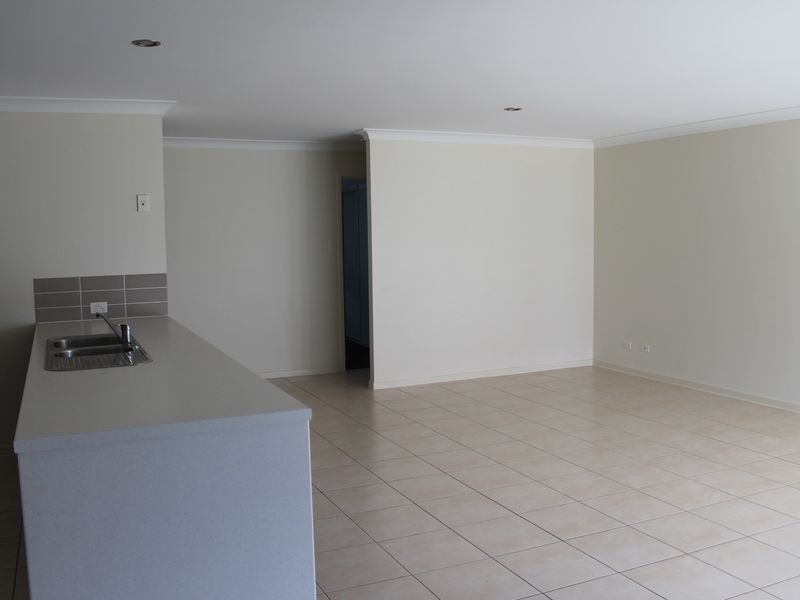 11 Silver Wattle Place, Laidley QLD 4341