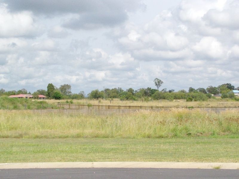24 Cricklewood Court, Plainland QLD 4341