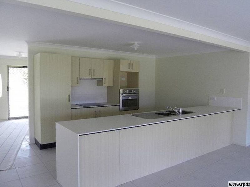 20 Hewett Drive, Regency Downs QLD 4341
