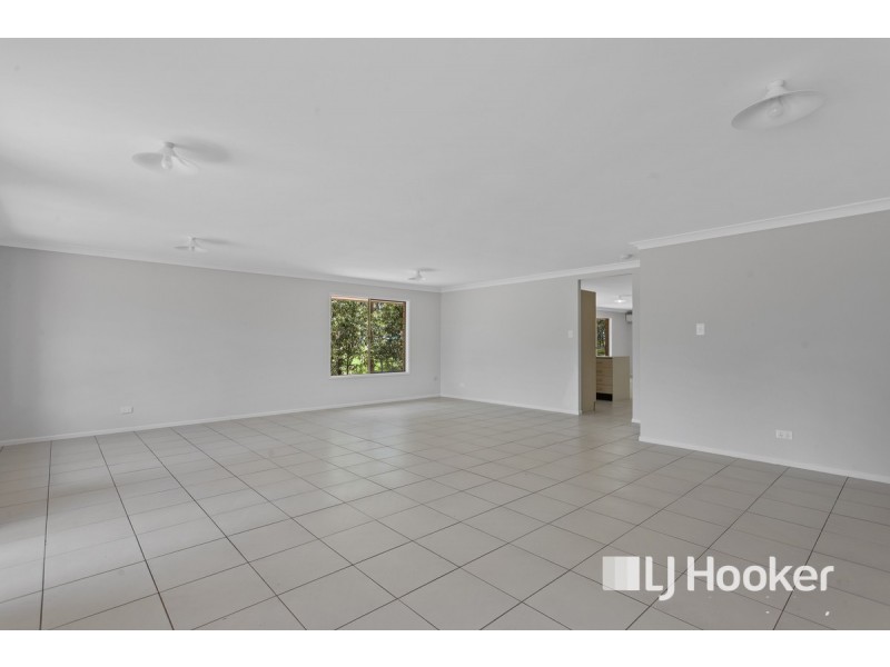 6 Aspen Court, Regency Downs QLD 4341