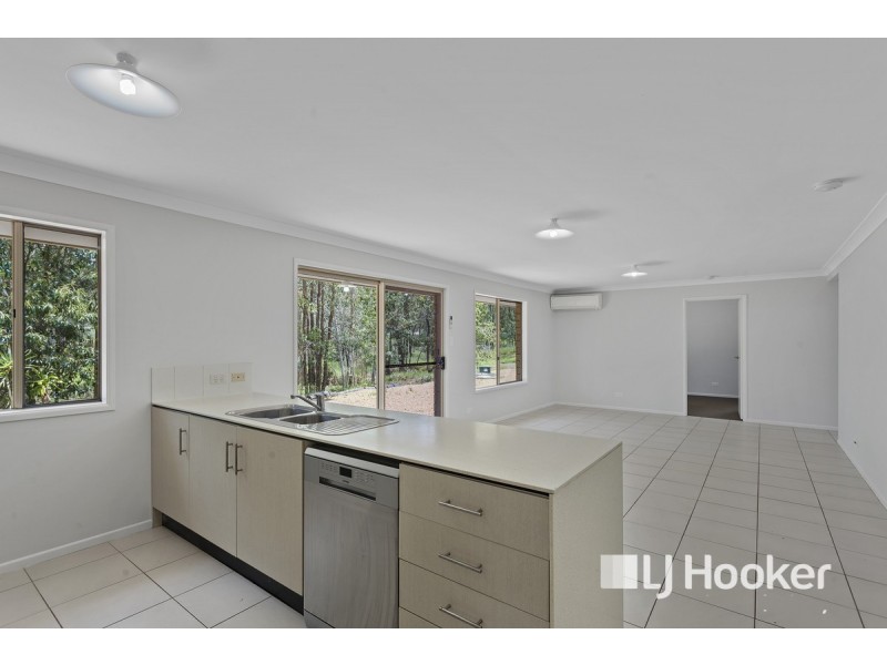 6 Aspen Court, Regency Downs QLD 4341