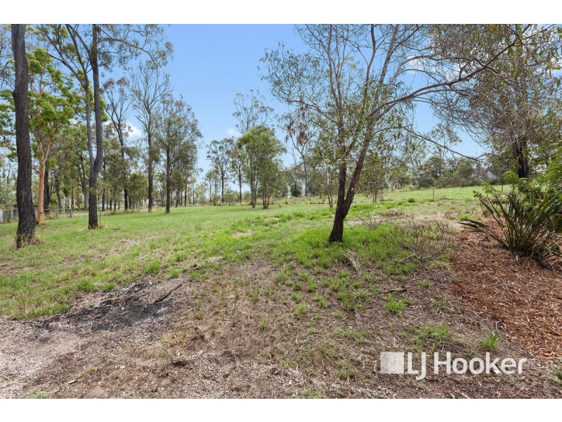 6 Aspen Court, Regency Downs QLD 4341