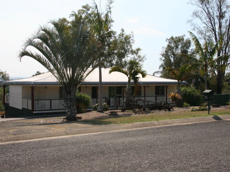 2 Walter Court, Glenore Grove QLD 4342