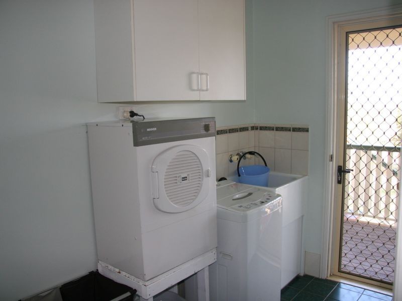 2 Walter Court, Glenore Grove QLD 4342