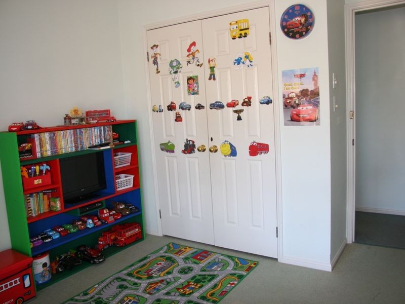 2 Walter Court, Glenore Grove QLD 4342