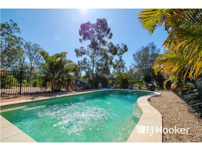 6 Damian Court, Regency Downs QLD 4341