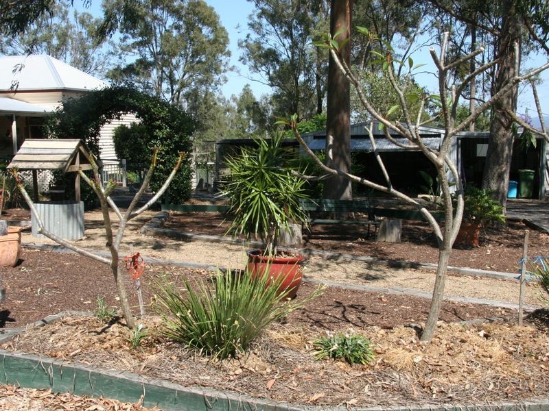 1 Cockatoo Court, Regency Downs QLD 4341