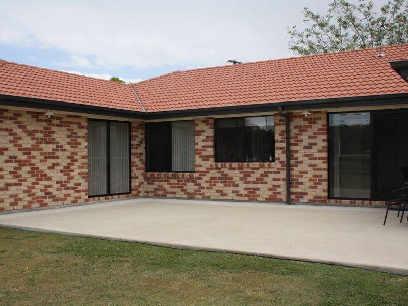 19 Gutt Road, Regency Downs QLD 4341