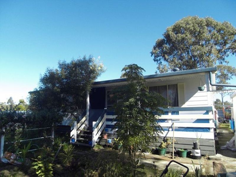 5 Banksia Court, Morton Vale QLD 4343