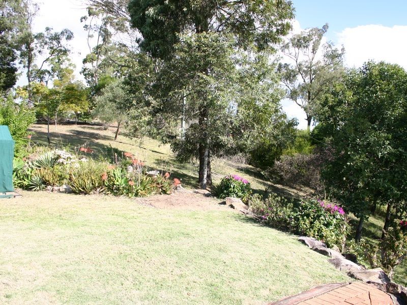 19 Philip Court, Summerholm QLD 4341