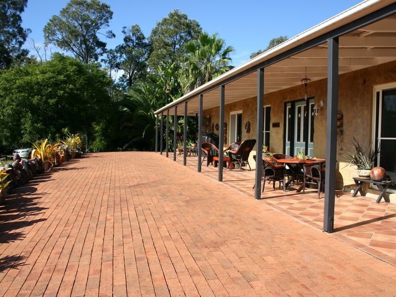 19 Philip Court, Summerholm QLD 4341