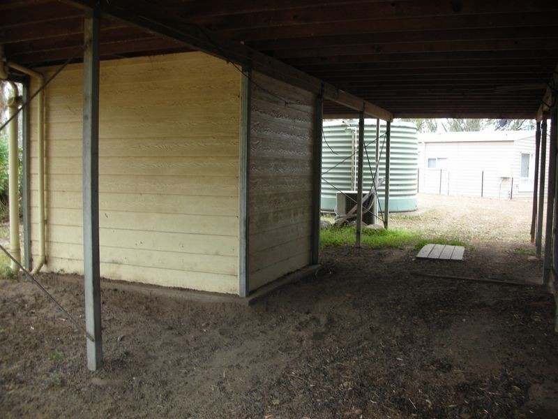 77 Cricket Road, Regency Downs QLD 4341