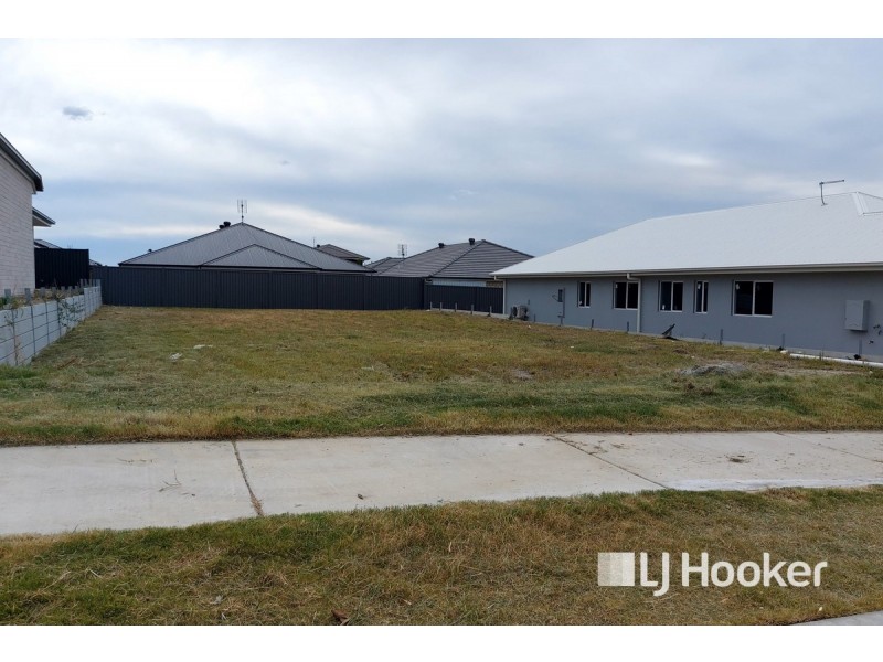 6 Shoalhaven Street, Plainland QLD 4341