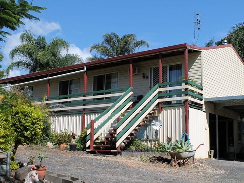 13 Pelican  Drive, Laidley Heights QLD 4341