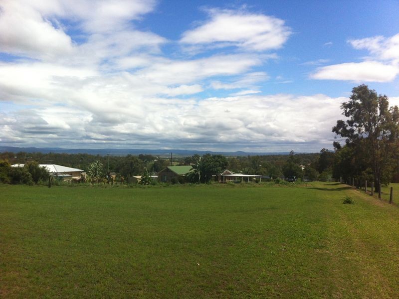 40 Edgerton Drive, Plainland QLD 4341