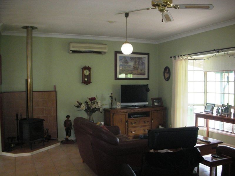 4 Boronia Court, Blenheim QLD 4341