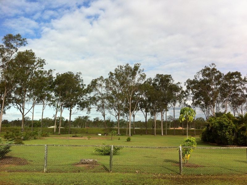 18 Folbigg Court, Lake Clarendon QLD 4343