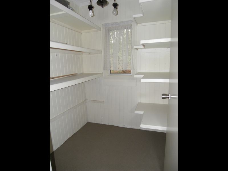 10 Firetail Avenue, Regency Downs QLD 4341