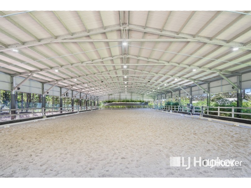 39 Oakridge Street, Burbank QLD 4156