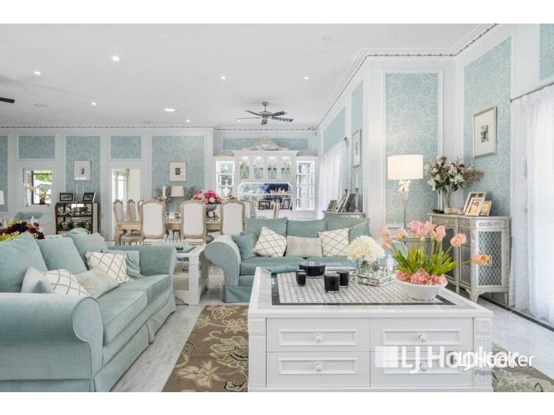 39 Oakridge Street, Burbank QLD 4156