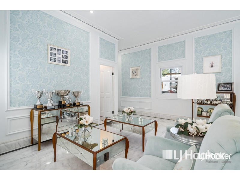 39 Oakridge Street, Burbank QLD 4156