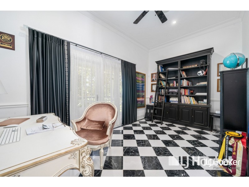 39 Oakridge Street, Burbank QLD 4156