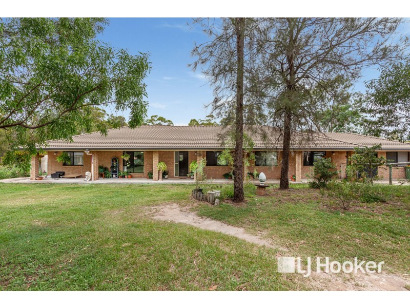4 Wollemi Close, Regency Downs QLD 4341