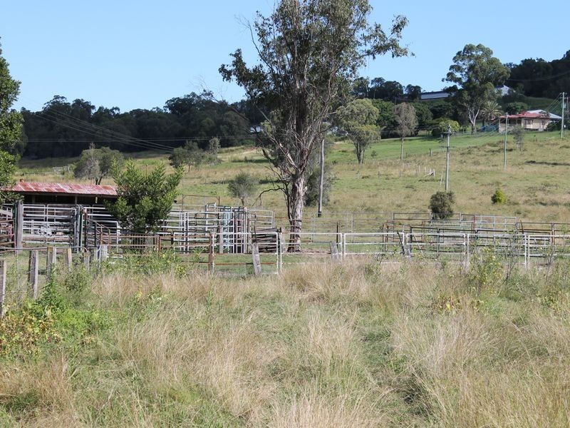 51 Long Gully Road, Summerholm QLD 4341