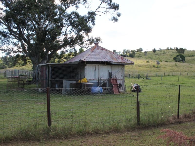 51 Long Gully Road, Summerholm QLD 4341