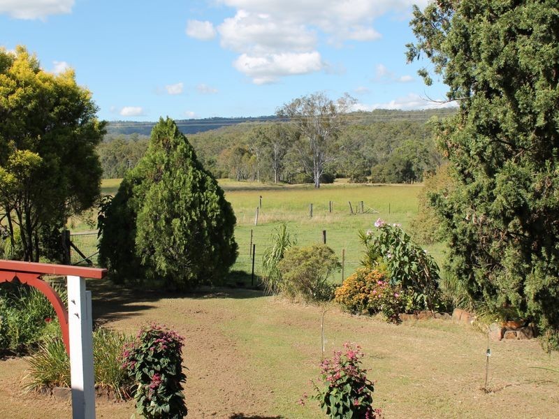 51 Long Gully Road, Summerholm QLD 4341