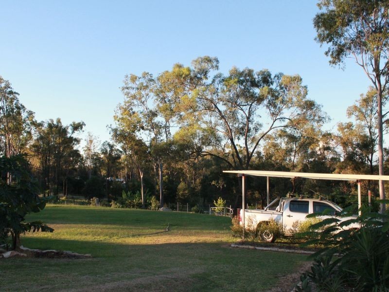 8 Eucalyptus Place, Regency Downs QLD 4341