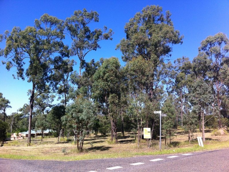 156 Lakes Drive, Laidley Heights QLD 4341