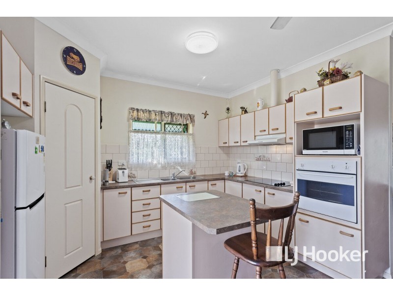 25 Hewett Drive, Regency Downs QLD 4341