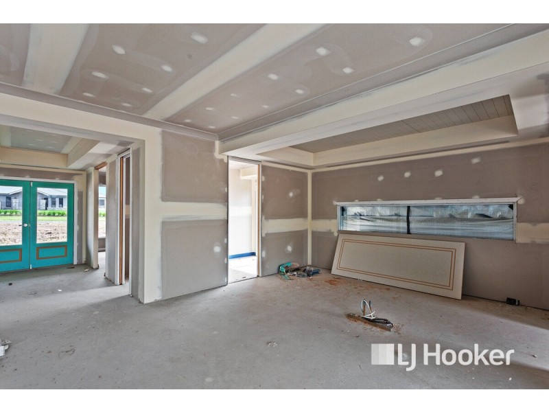 4 Sundew Crescent, Kensington Grove QLD 4341