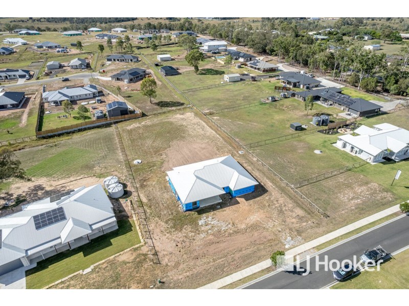 4 Sundew Crescent, Kensington Grove QLD 4341