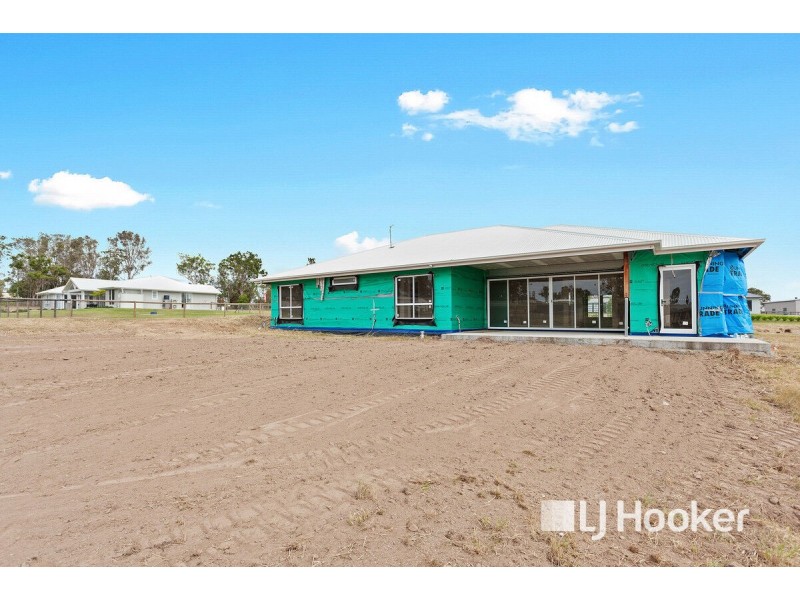 4 Sundew Crescent, Kensington Grove QLD 4341