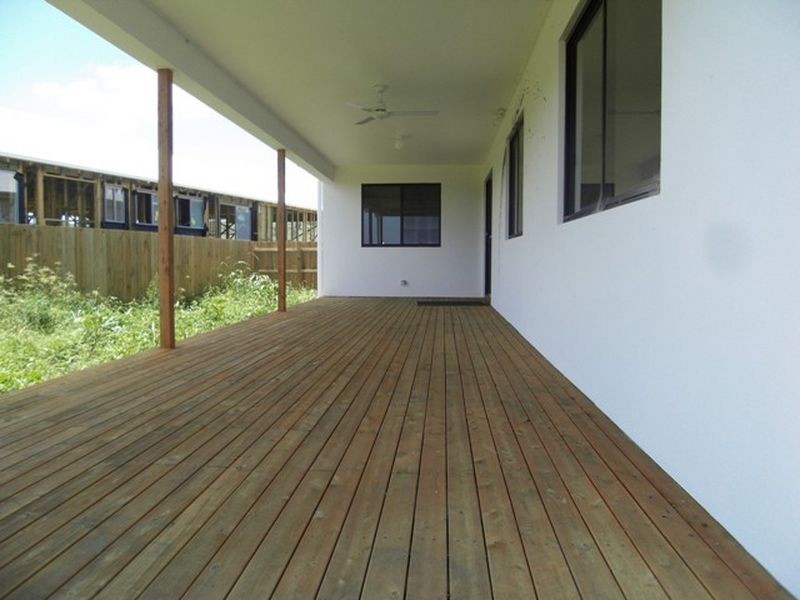 11 Lawson Court, Laidley QLD 4341