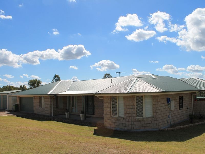 10 Stephenson Crescent, Kensington Grove QLD 4341