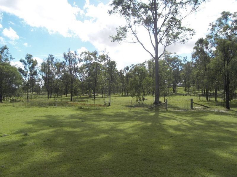 1 Firetail Avenue, Regency Downs QLD 4341