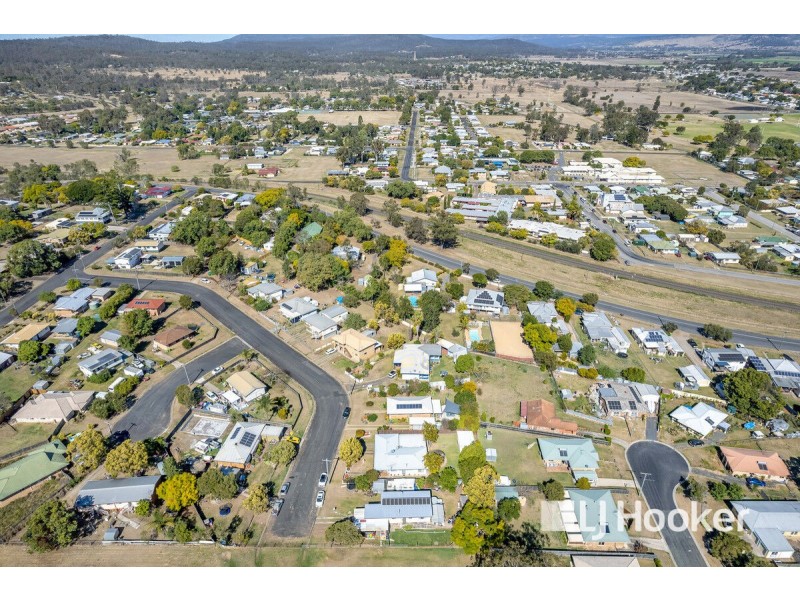19 Douglas Avenue, Laidley QLD 4341